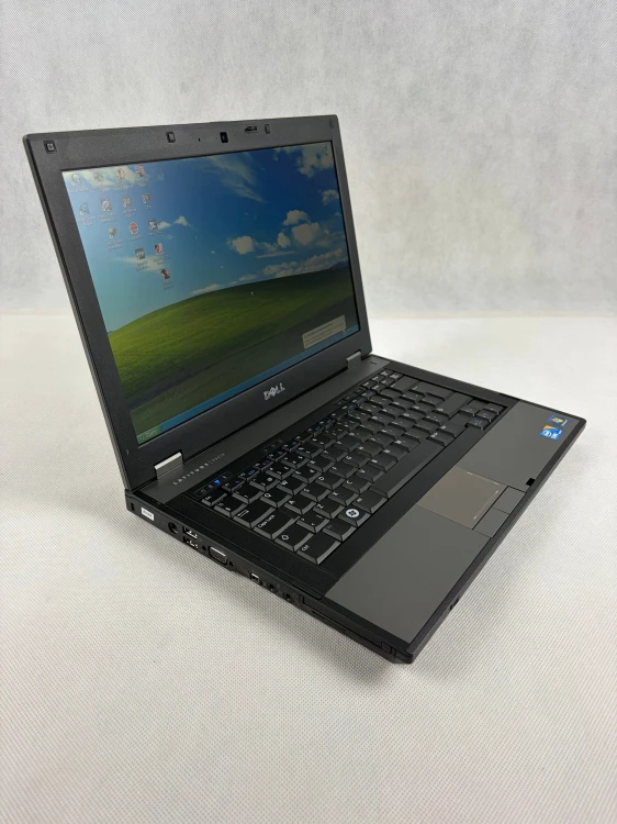 cb70cd3cedb2508bfe91e25e341fb979.jpg