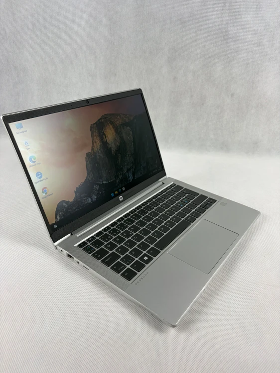 ac4319ec611d42fd514c2c09792dd8d9.jpg